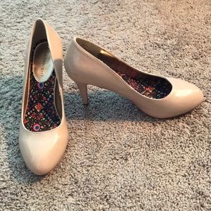 Madden girl nude heels